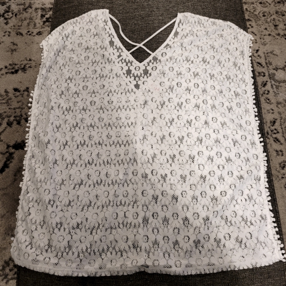 Floral lace Beach cover up